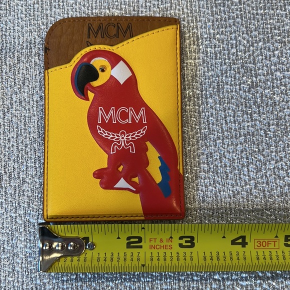 🦜MCM🦜Park N/S Zoo Parrot Card Case in Visetos Leather Mix - Picture 12 of 13